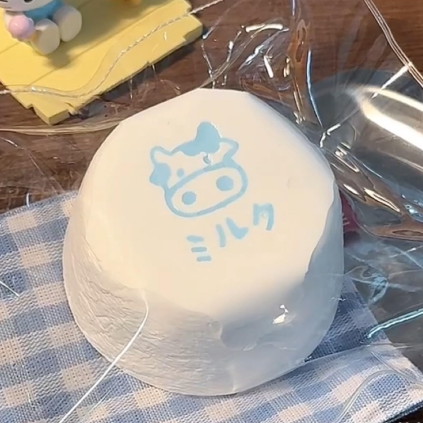 Amazon | 押しつぶすケーキのおもちゃ スクイズ ケーキシリーズ 握る
